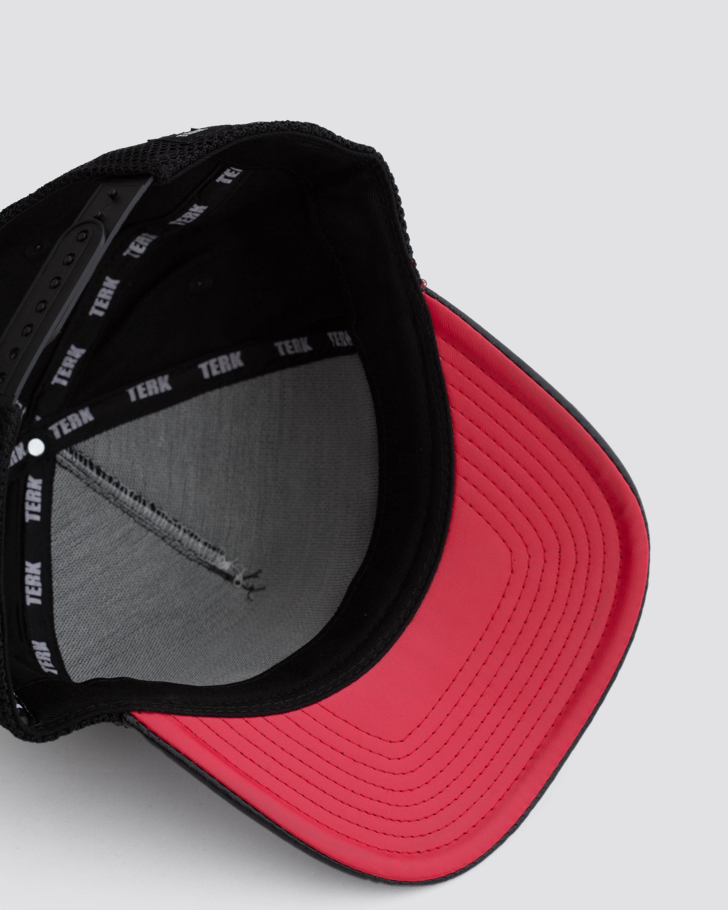 TERK MESH WITH LEATHER BRIM