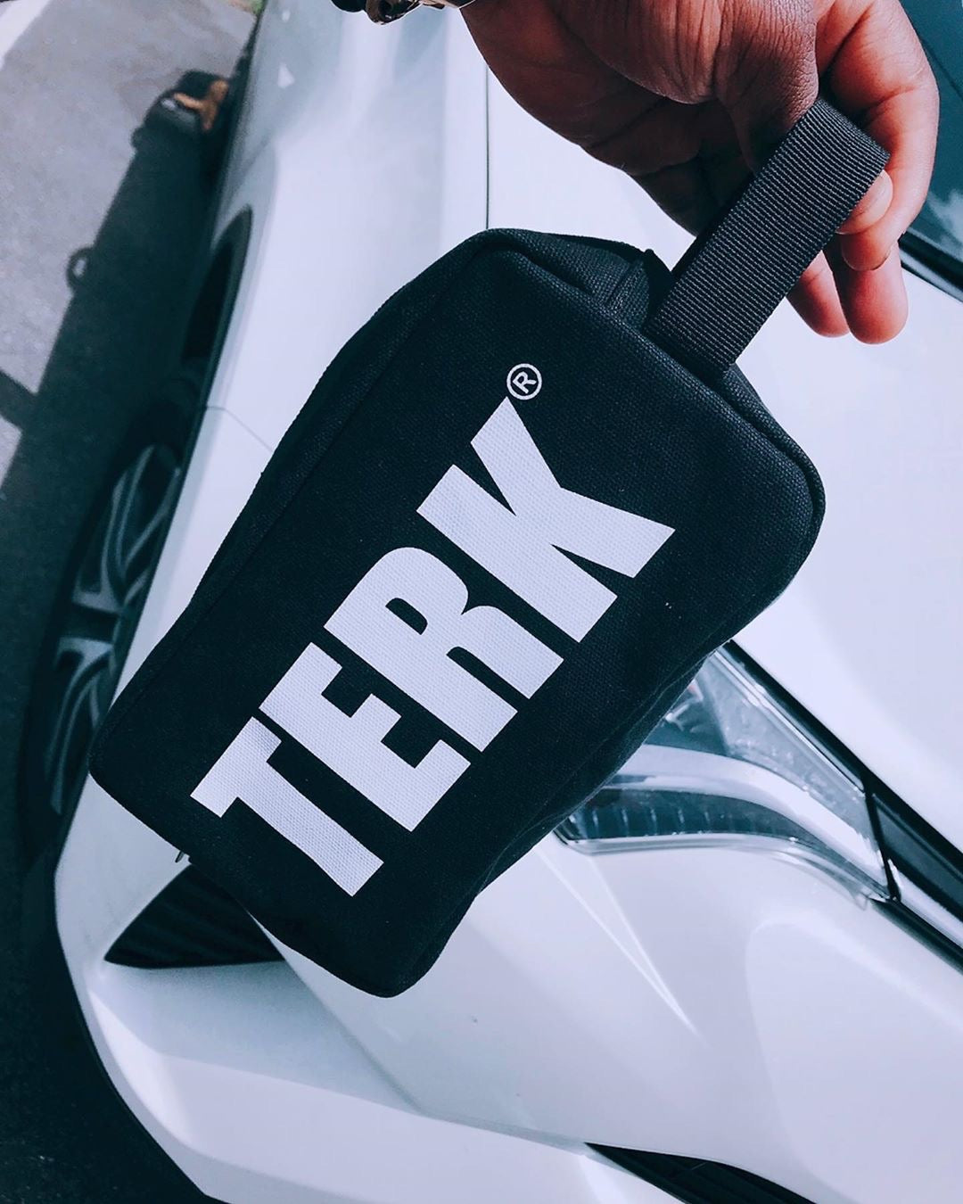 TERK TOILETRY KIT