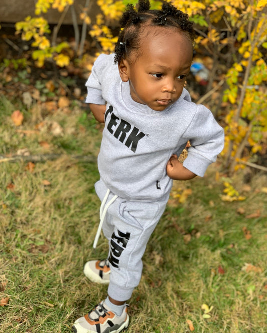 GREY 2-Piece Crewneck Sweatshirt & Pants Set