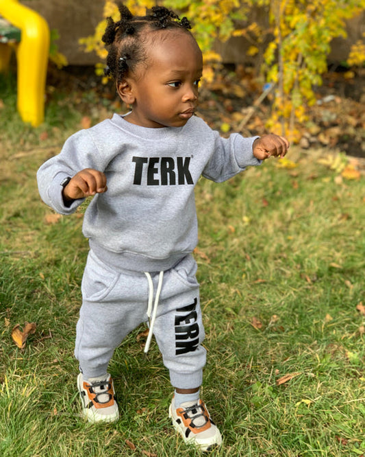 GREY 2-Piece Crewneck Sweatshirt & Pants Set